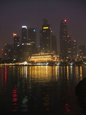 Singapur-Skyline-am-Abend