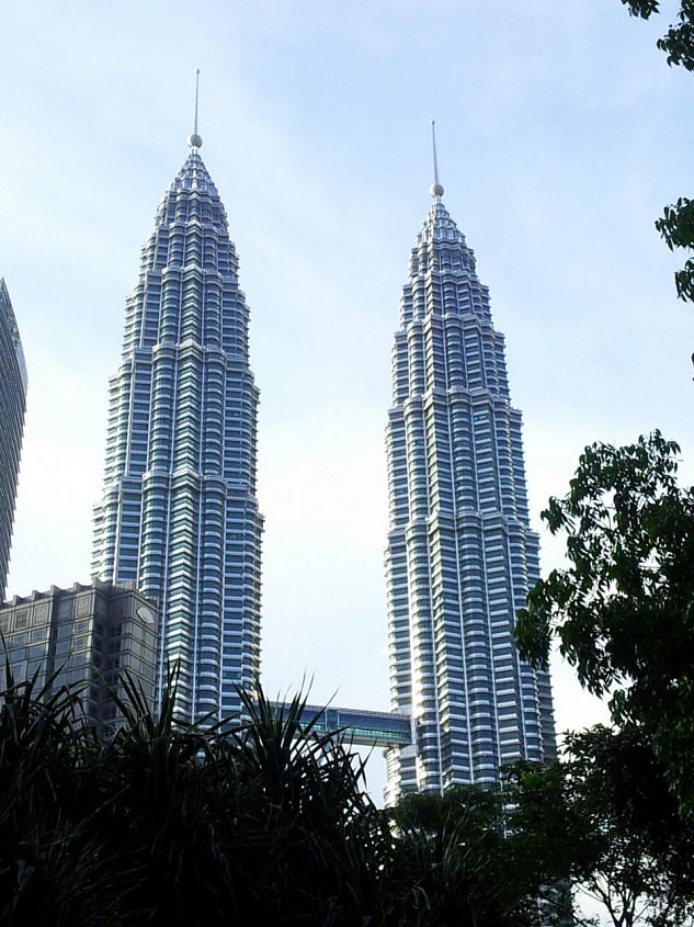 wpid-Petronas_towers_rps20130301_150824.jpg